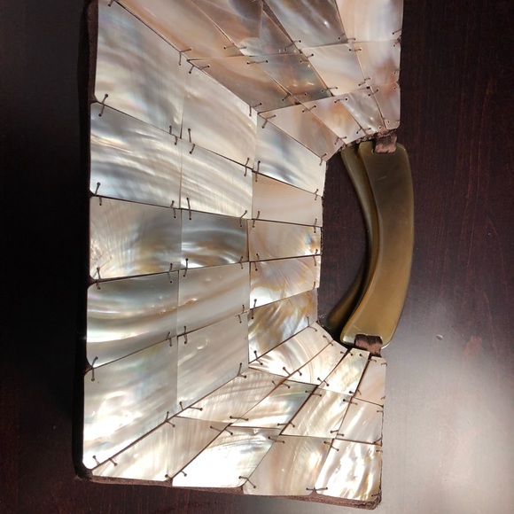COPY - Unique Mother of Pearl like- Sea Shell bag - Picture 7 of 8